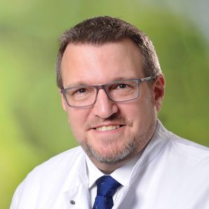 Dr. med. Mario Schubert Dr. med. Mario Schubert