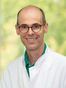 Dr. med. univ. Reinmar Tschaikner Dr. med. univ. Reinmar Tschaikner